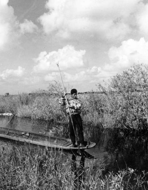 Everglades Flex Maslan kayakfari grass Miccosukee dugout canoe glades skiff kayak Simmons FloridaMemory.com awakenthegrass 1950